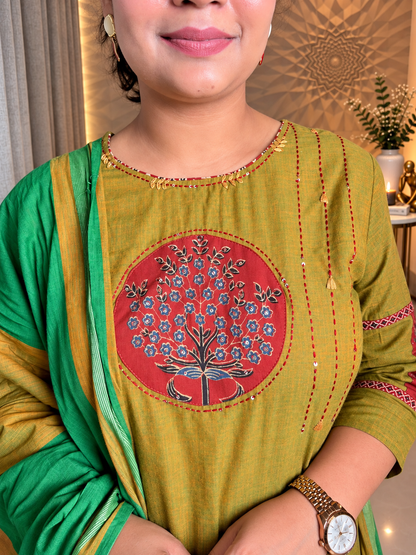 "RANI"- Handloom Three Piece Suit Set
