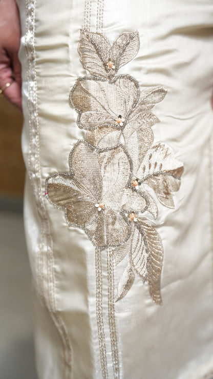 "AARAYA" - Ivory Suit set with Dupatta