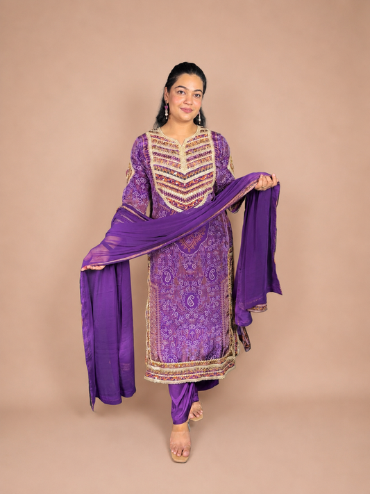 "JASLEEN"- Bandhani Gotta Work Three Piece Suit Set