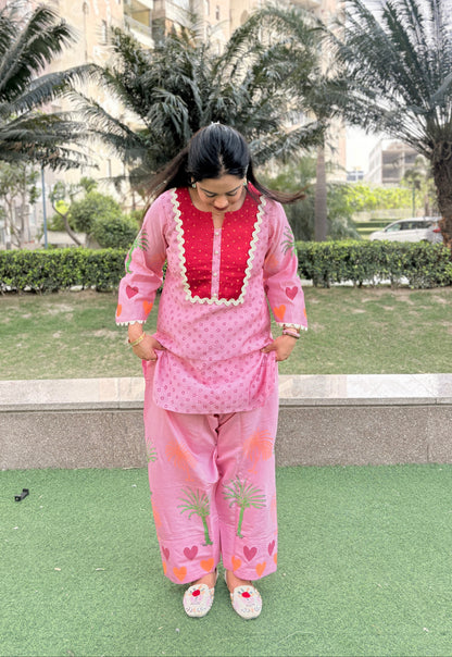 "JUNIA" -Candy Pink Heart Farshi Co-Ord Set