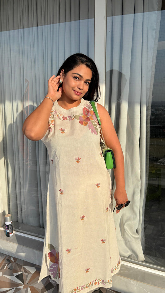 "CLARA"-Off-White Embroidered Kurta Set